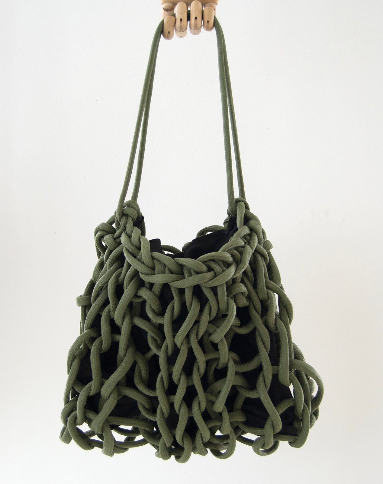 Lia bag waxed cotton rope | shop.alienina.com