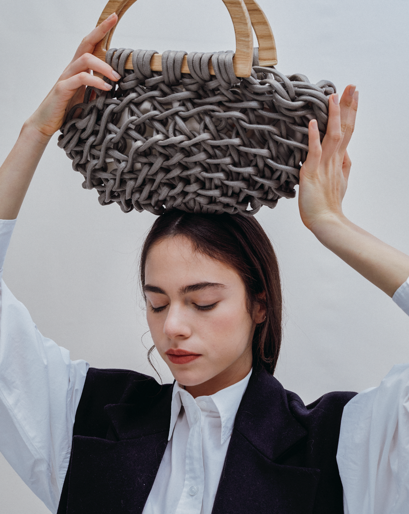 美品】ALIENINA アリエニーナ MARGOTバッグ ハンドバッグ ウッド 美品】ALIENINA アリエニーナ MARGOTバッグ ハンドバッグ ウッド